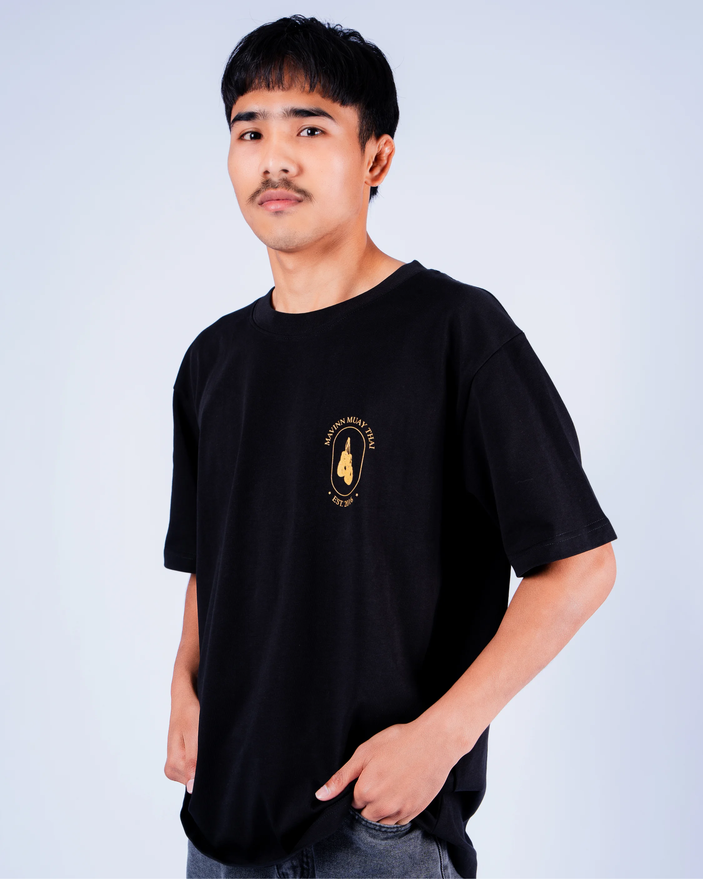 Oversized T-Shirt - MUAY THAI NEVER LIES